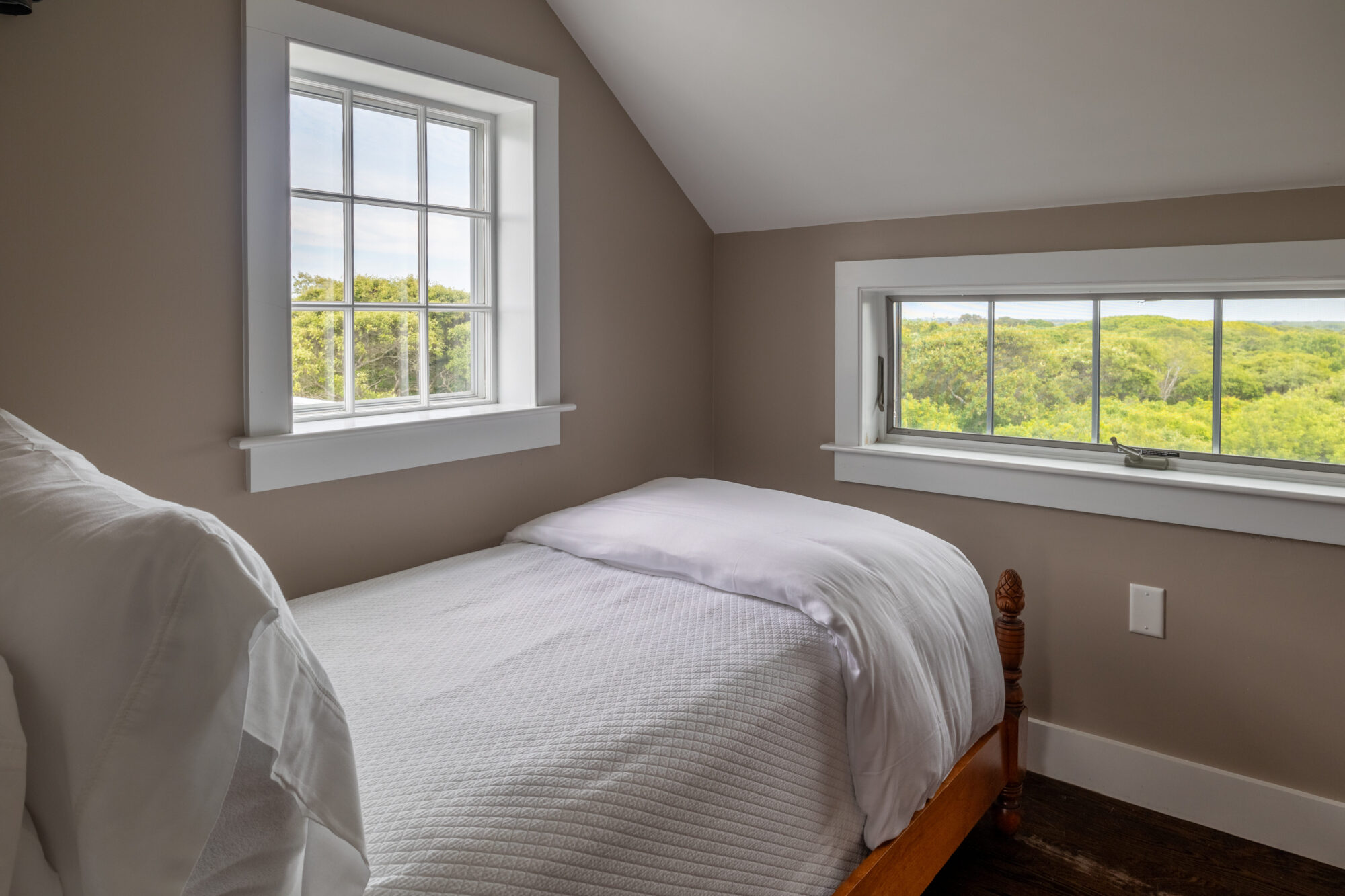 92–21A Quidnet Rd Nantucket Guest House Upstairs Twin